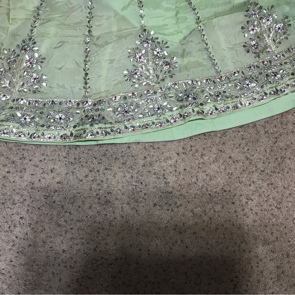 Pista color kameez pink salwar purple four sides full duppata - Picture 4 of 9